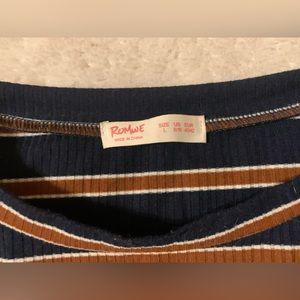 Large. navy blue and orange brown. Brand: Rome long sleeve crop top.